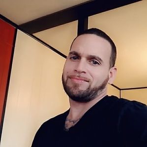 Meet your Posher, Mike